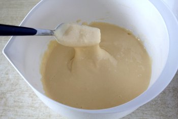 фото тесто для оладий на молоке